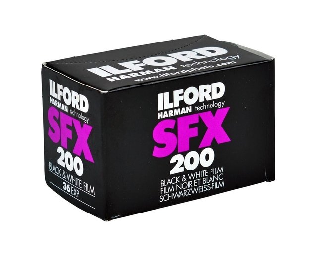 Filme Ilford - SFX200 / 135 / 36 POSES (PB INFRARED) - CAMERA NINJA • PHOTO VIDEO STORE