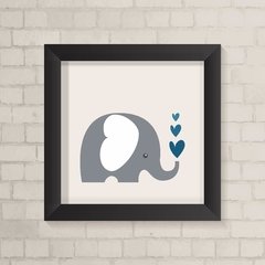Quadro Infantil Elefante e Corações Azuis - comprar online