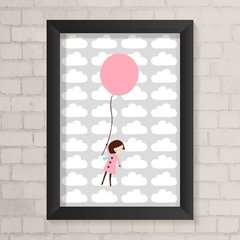 Quadro Infantil Menina e Balão Rosa - comprar online