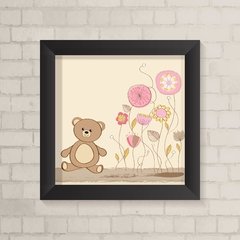 Quadro Infantil Ursinha e Flores - comprar online