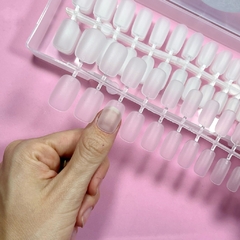 Tips Medianos Prelimados Cuadrados - en Caja x 240u - para Soft gel y Press on Nails - comprar online