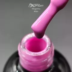 Magenta - Esmalte Semipermanente 15 ml. - Ángela Bresciano