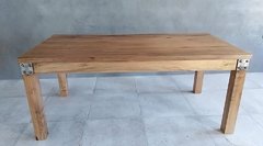 MESA RUSTICA PIE EN MADERA EN ZOITA 2" - CON REMACHES