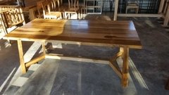 MESA W PIE ELEVADO EN MADERA EN PETIRIBI 2" - comprar online