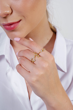 Image of 18k Gold Aries ring with white Sapphires or Diamonds