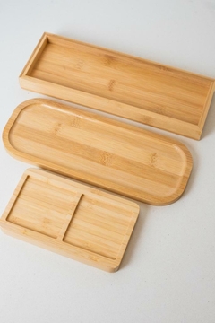 Imagen de BANDEJA "VALSEN" DE BAMBOO RECTANGULAR "L"