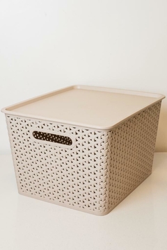 CAJA "FLORENCIA" CON TAPA Y ASAS BEIGE APILABLES CHICA - comprar online