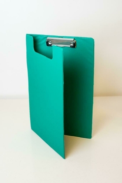 CARPETA CON CLIP Y TAPA - tienda online