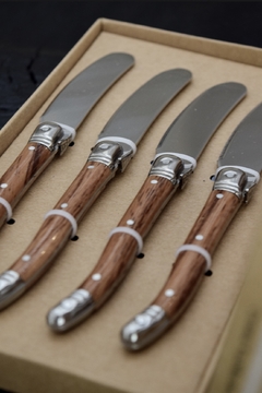 Set x4 cuchillos para untar - comprar online