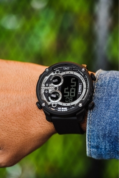 Reloj Q Q Digital Original M169J800Y GOLDEN STORE