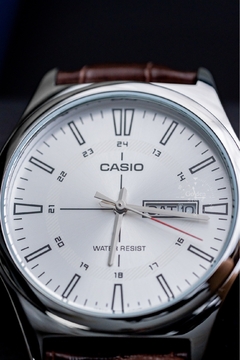 Reloj Casio MTP-V006L-7C - tienda online