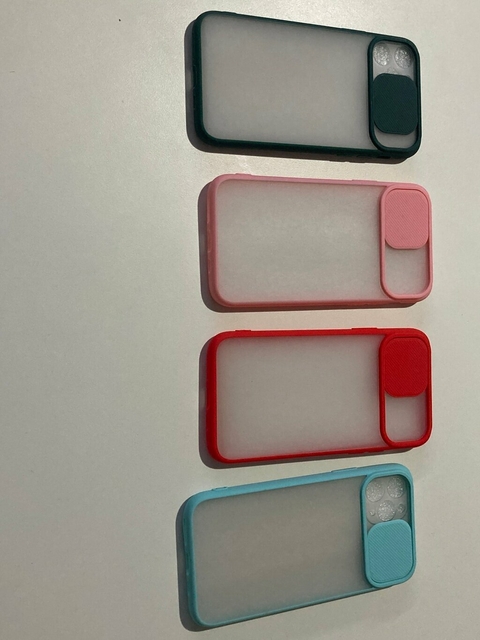 iPhone 11 Pro Funda Rigida con tapa camara Colores Surtidos