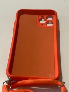 iPhone 11 Pro funda silicone case HANG Naranja en internet