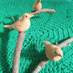 3 Pássaros Galho Deitado Ba - Sambaki Brasil