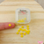 24 Mini Botões Amarelo Cítrico- 0,5cm