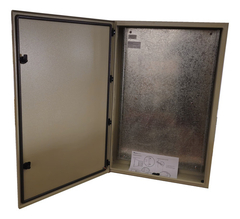 Gabinete Tablero Metalico Roker Ip65 Estanco 900x600x150mm - comprar online