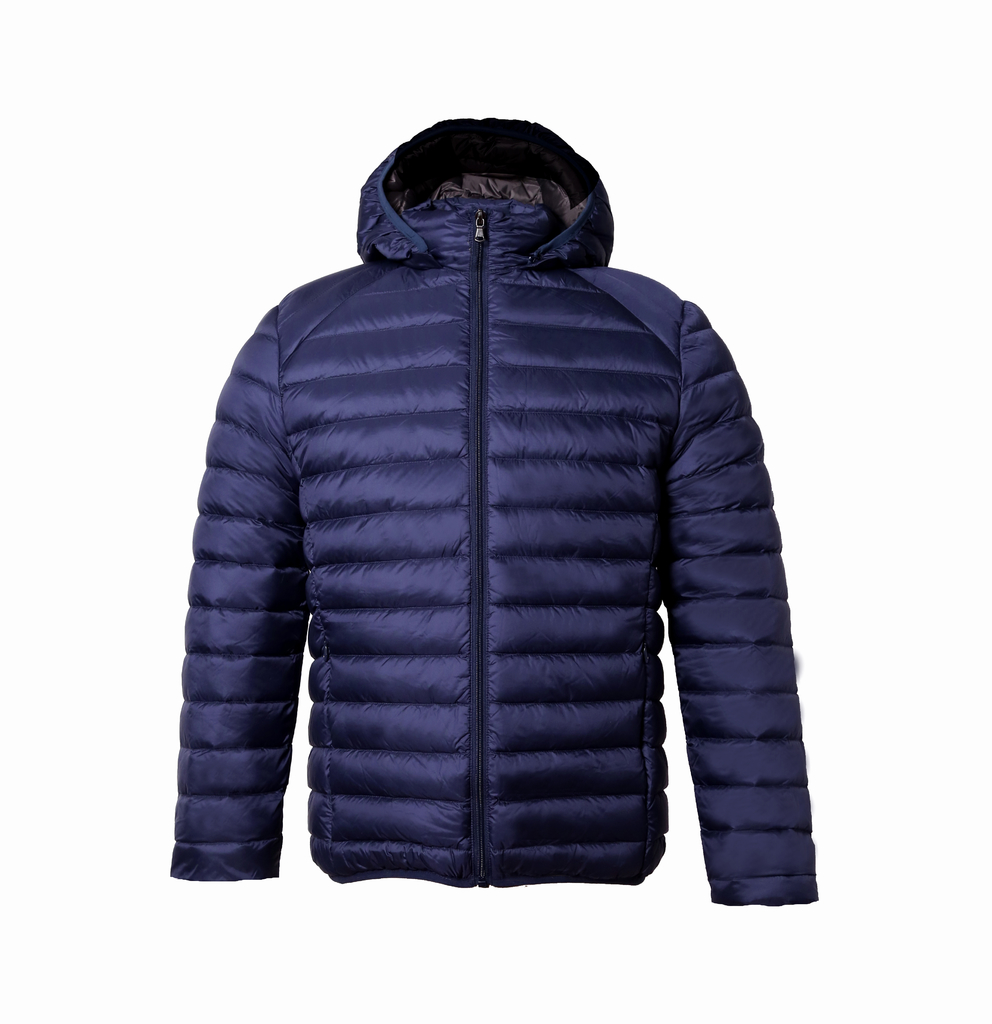 Plumas top ligero hombre