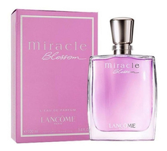 LACRADO - Miracle Blossom Eau de Parfum - LANCÔME - PRAZO DE POSTAGEM DIFERENTE, leia a descrição! - comprar online
