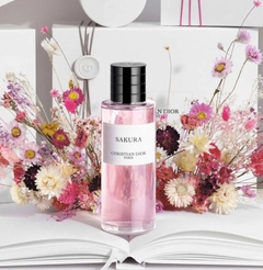 Dior - La Collection Privée Sakura - comprar online