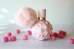 LACRADO - Sweet Like Eau de Parfum - ARIANA GRANDE - PRAZO DE POSTAGEM DIFERENTE, leia a descrição! na internet