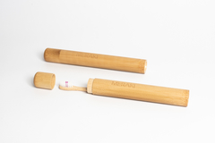 Estuche de viaje para cepillo dental de bambú Meraki en internet