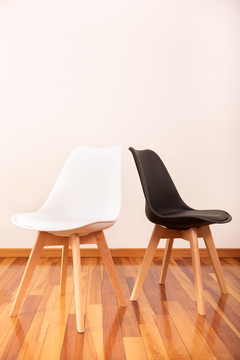 Mesa Escandinava + 6 sillas TULIP - tienda online