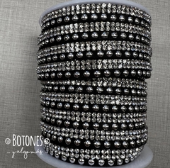 CORDON NEGRO GAMUZADO CON STRASS Y TACHAS 7MM - (COD: 2447) - comprar online