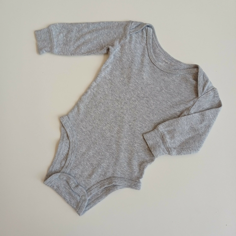 Body Carter´s T.3 meses gris