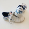 Zapatillas adidas N. 28 blancas azules - Eme de Mar