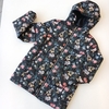 CAMPERA PRIMARK T. 13- 14 AÑOS NEGRA FLORES * DETALLE