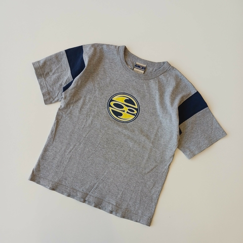 REMERA OP T. 8 AÑOS GRIS AMARILLO