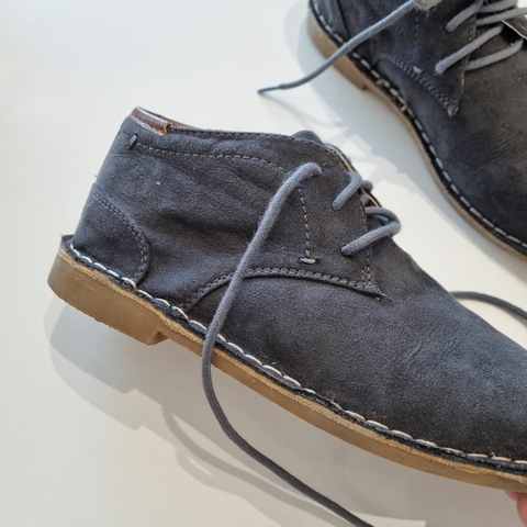 Zapatos N.31 gamuza gris SIN USO - comprar online