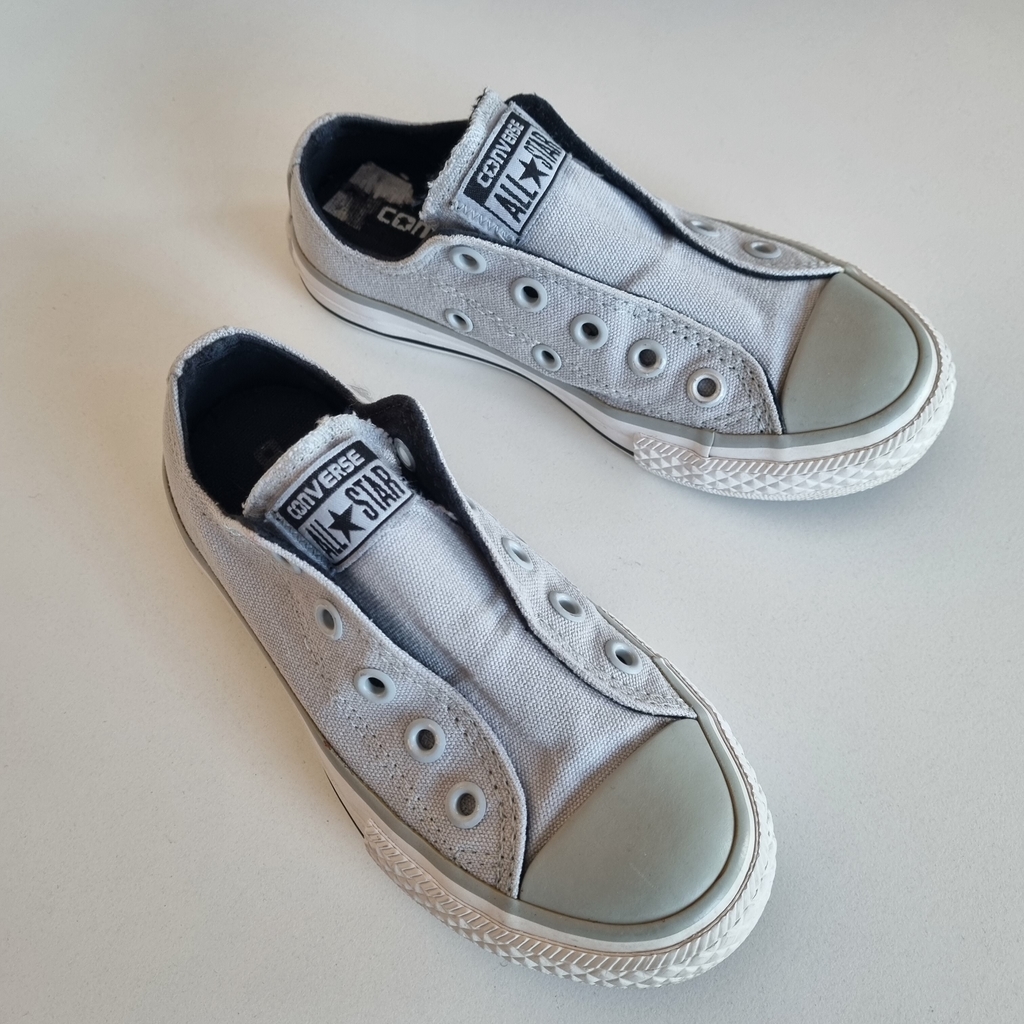 zapatillas converse tela grises sin cordones