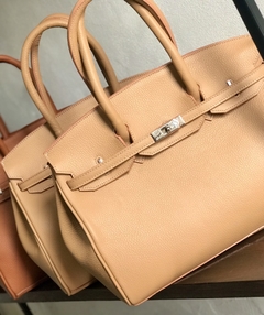 Cartera "Paris Grande" cuero graneado camel - Diaz & Giaccio