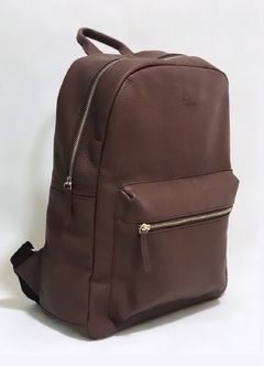 Mochila Unisex "Tony" cuero graneado marron