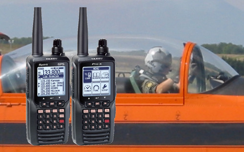 Walkie YAESU VHF de Banda Aérea FTA-550 de 200 canales