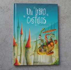 UN LIBRO DE CASTILLOS