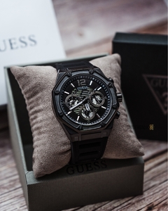 Reloj Guess GW0263G4 MOMENTUM - Universal Shop Colombia