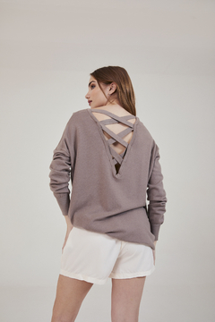 Sweater Donatella en internet