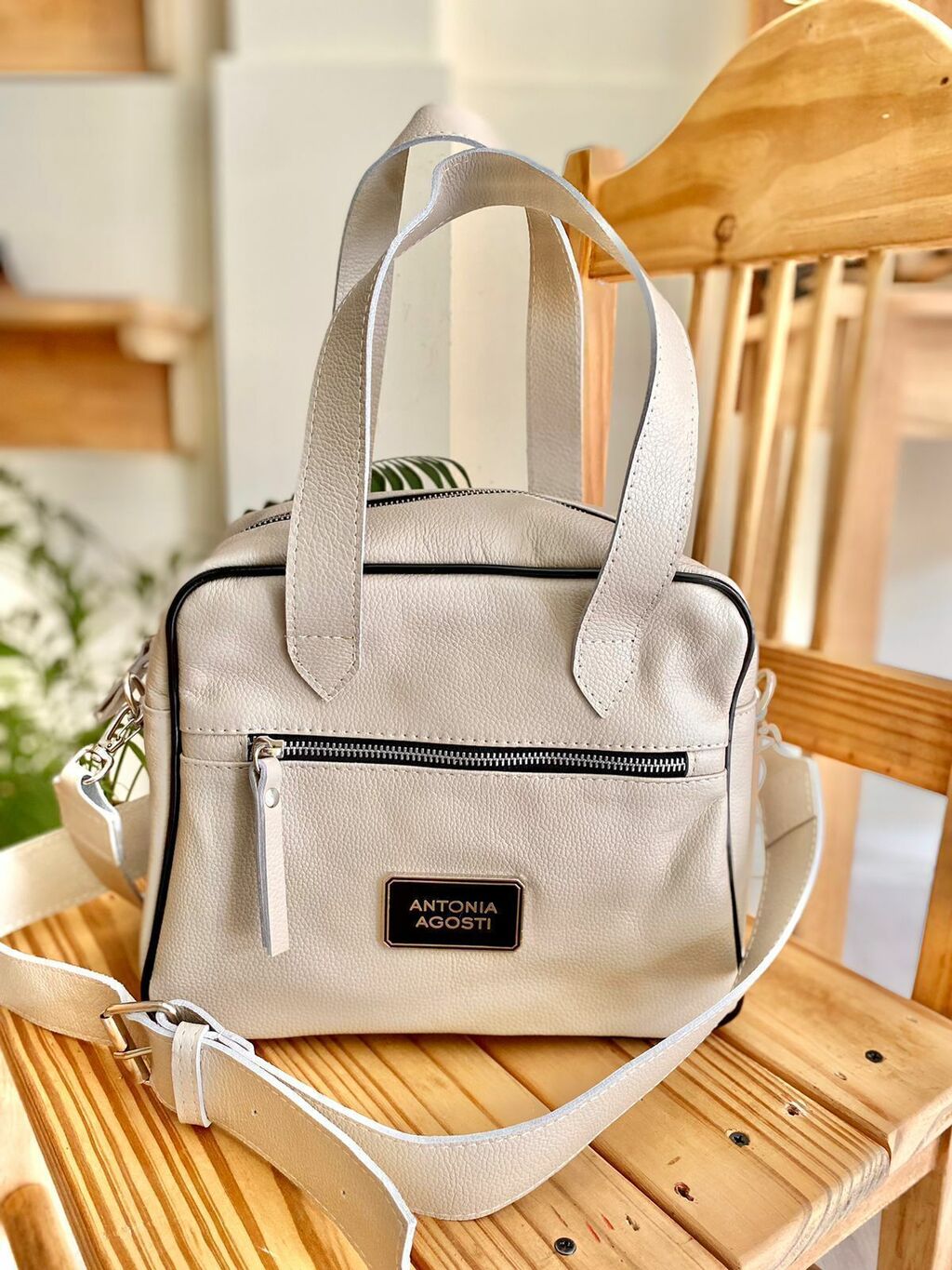 CARTERA ELENA HIELO ANTONIA AGOSTI De Pueblo