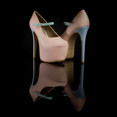 Sapato Mary Jane Arco Iris na internet
