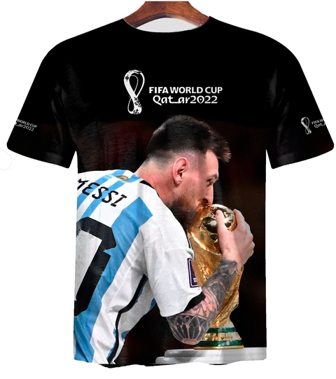 Remera ZT-1117 - Messi Besando la Copa del Mundo - comprar online