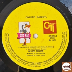 George Benson - White Rabbit (1973 / Capa dupla) - loja online