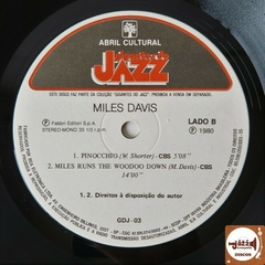 Gigantes Do Jazz - Miles Davis (c/ livreto) - Jazz & Companhia Discos