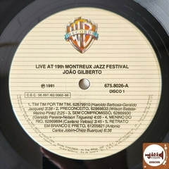 João Gilberto - Live At The 19th Montreux Jazz Festival (2xLPs / Capa dupla) - Jazz & Companhia Discos