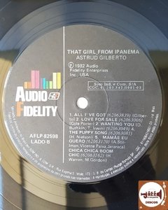 Astrud Gilberto - That Girl From Ipanema na internet