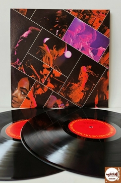 Miles Davis - At Fillmore (2xLPs / Imp. EUA / Capa Dupla / 1970) - Jazz & Companhia Discos