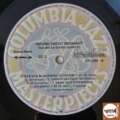 Miles Davis - 'Round About Midnight na internet