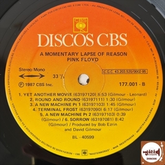Pink Floyd - A Momentary Lapse Of Reason (Capa Dupla / Com encarte + informativo) - Jazz & Companhia Discos