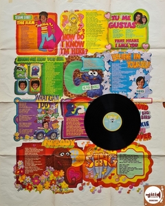 Sesame Street - Sesame Street Live! (Import. EUA / Capa Tripla + Poster) - Jazz & Companhia Discos